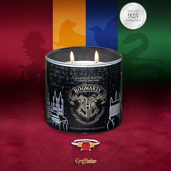 Šperková svíčka Charmed Aroma Harry Potter Bradavický prsten Nebelvír
