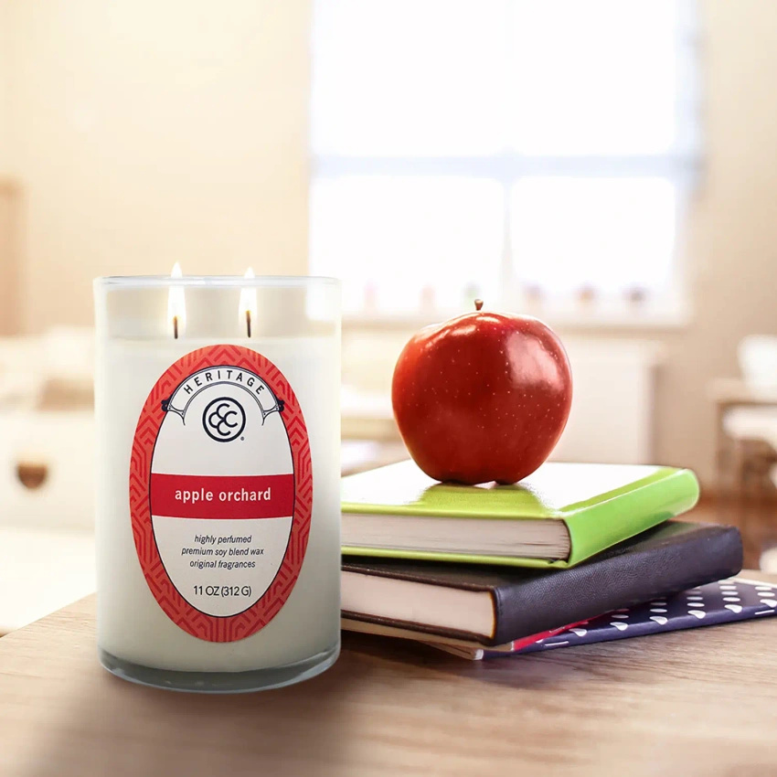 Soy scented candle Apple Orchard Colonial Candle
