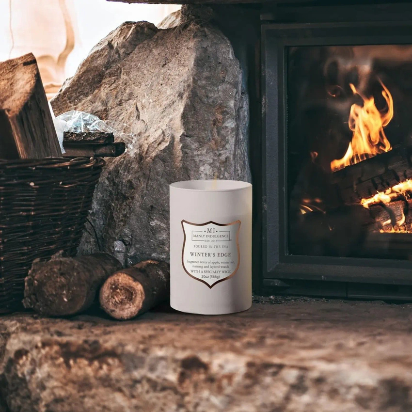 Sojowa świeca zapachowa dla mężczyzn Winter's Edge Colonial Candle